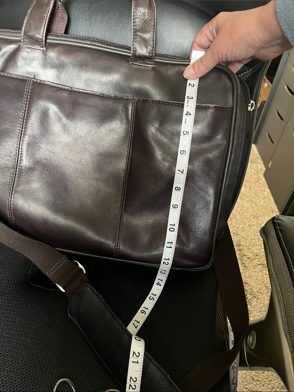 Kenneth Cole Reaction Brown Leather Briefcase Laptop Bag